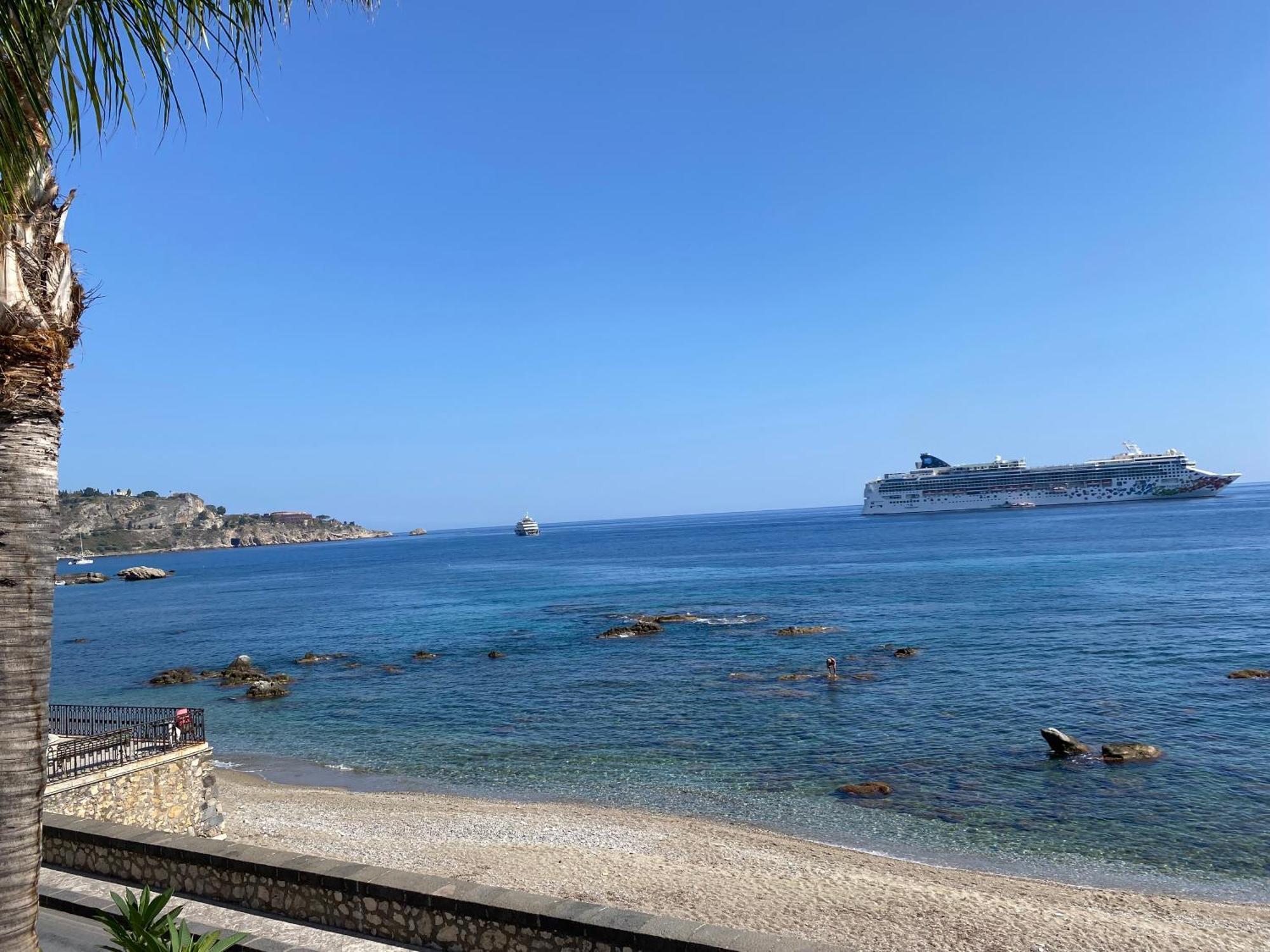 Casa Nicole Fronte Mare Villa Giardini Naxos Eksteriør bilde